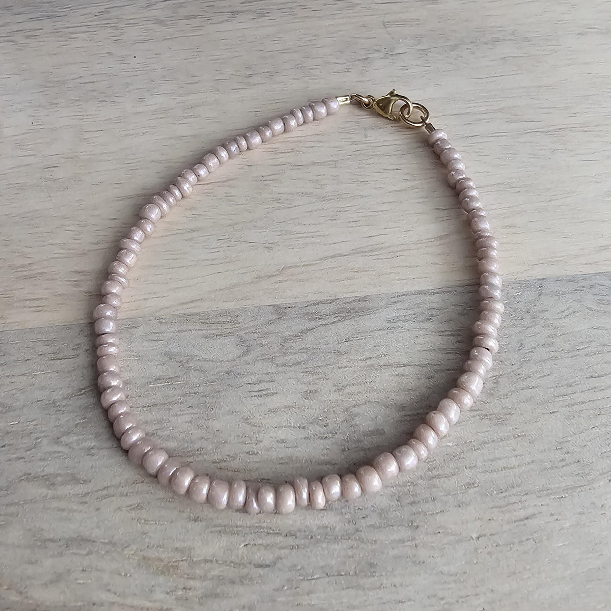 Neutral Nude Tone Glass Bead Bracelet, Seed Bead Hand Beaded, 14K Gold Fill Lobster Clasp, E. Ria Designs, Artisan Made Jewelry, Made in USA