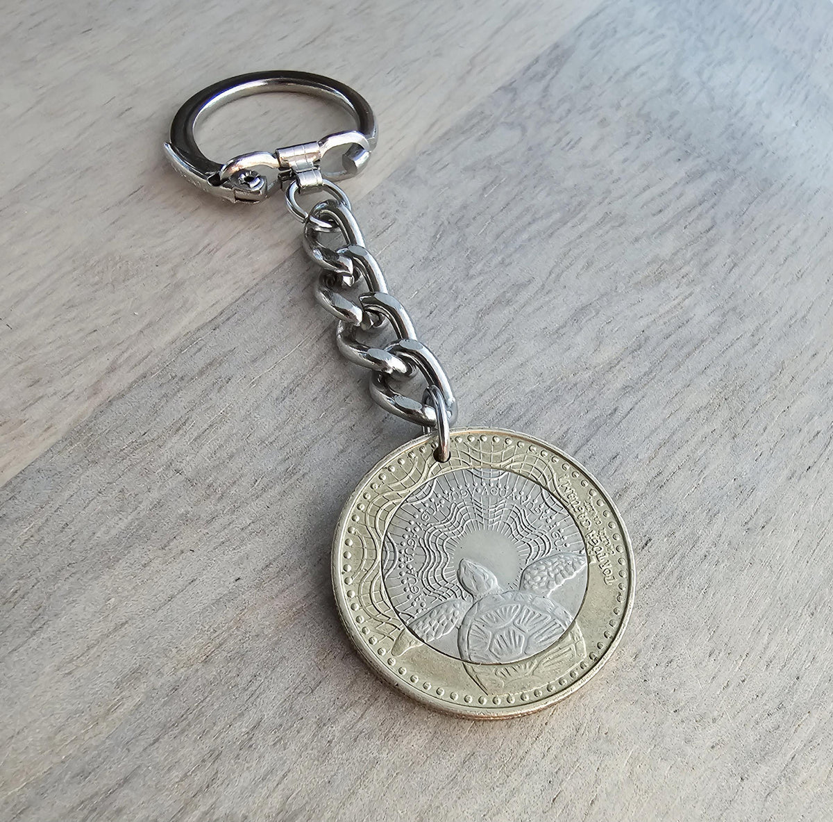 Sea Turtle Keychain, Old Coin Keyring, Colombia 1000 Pesos, Bi-Color Metal Silver Gold, Birthday Gift, Handcrafted in USA by E. Ria Designs