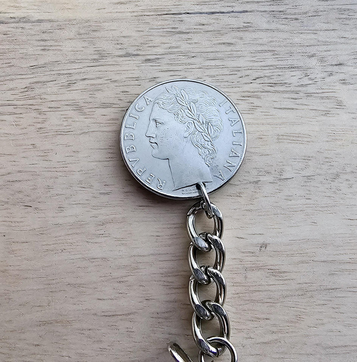 1976 Italy Coin Keychain, 100 Lira, Republica Italiana, Birthday Gift, Handcrafted in USA by E. Ria Designs