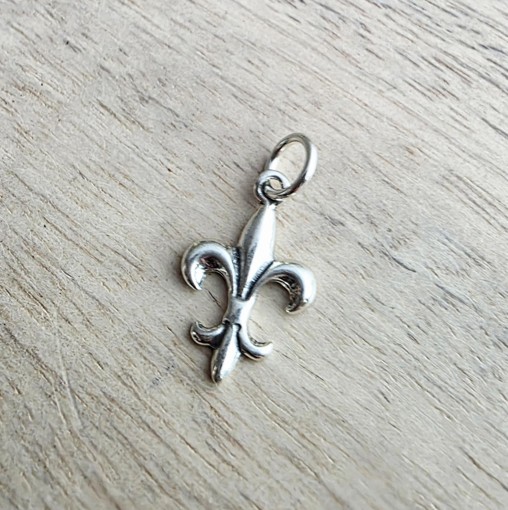 925 Sterling Silver Fleur De Lis Charm for Bracelet or Necklace, Gift Boxed