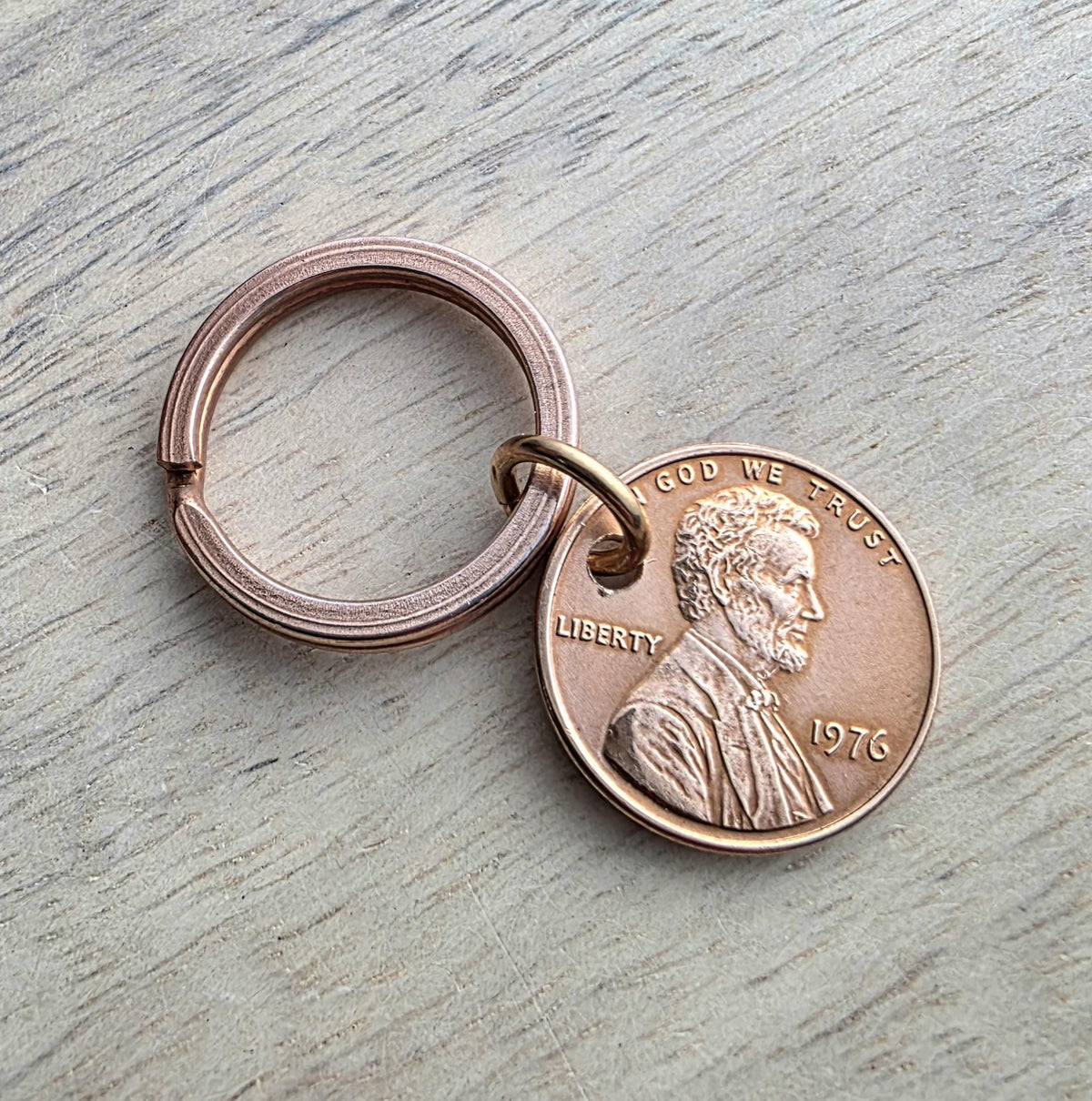 Lucky Penny Keyring, Copper Split Ring, 1976 U.S. Copper Penny Abraham Lincoln, United States Bicentennial Commemorative Coin